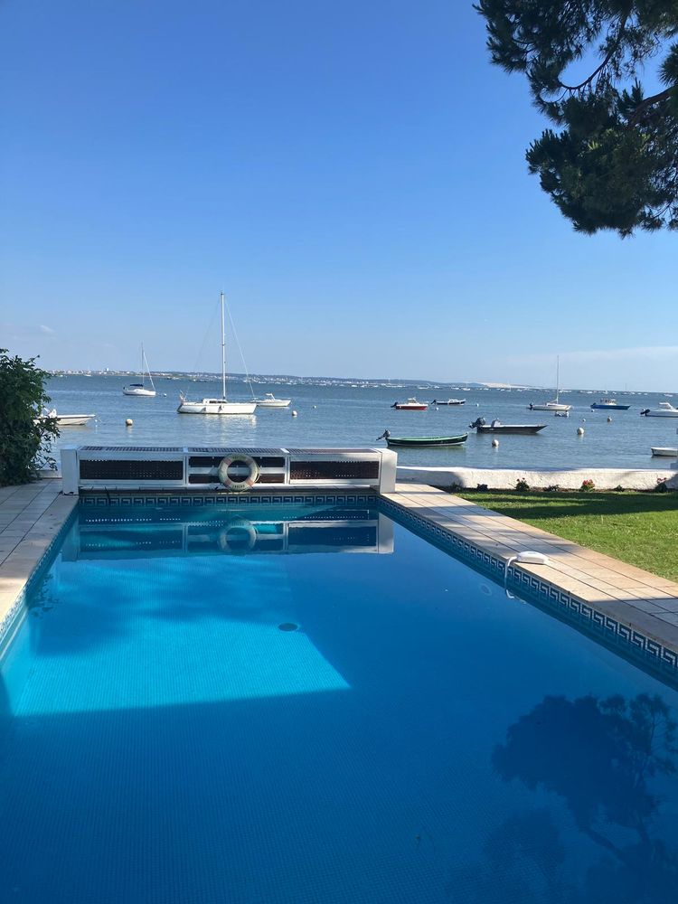 EXCEPTONNEL , splendide villa en première ligne
