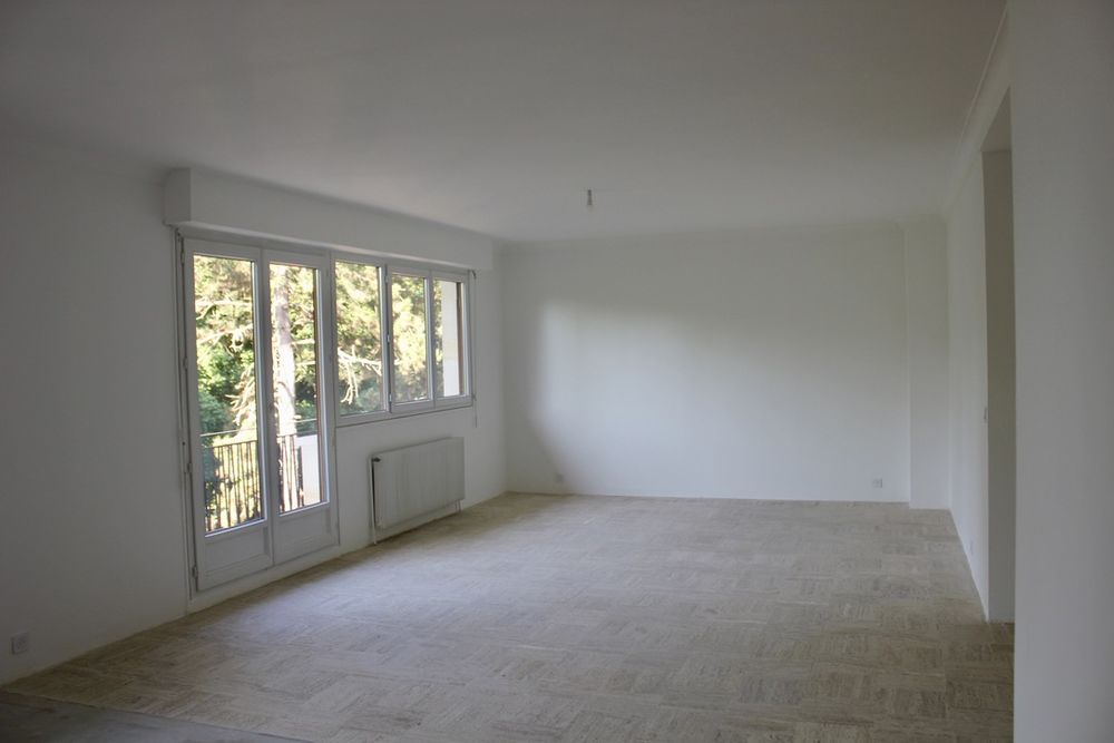 Appt d'exception 6P-140m² dernier étage, piscine tennis parc