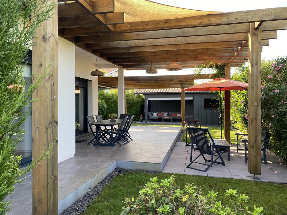 Villa 4 pièces de 136 m2 + 37 m2 Andernos les Bains