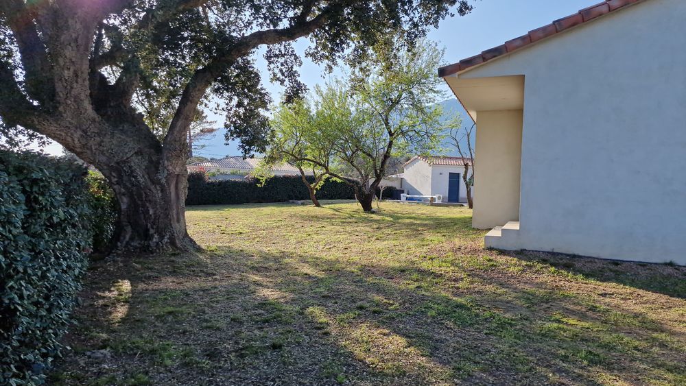 Villa T4 de 113m2 + Studio T1 15m2 + Piscine