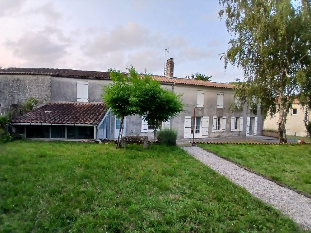 Maison charentaise 4 chambre 140m² 205 000 €