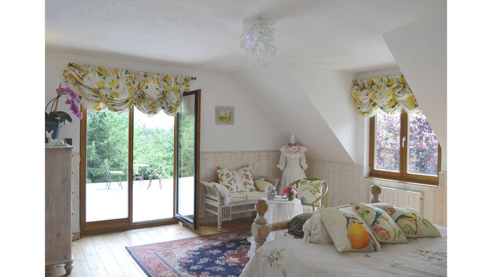 House with stunning views in a rural