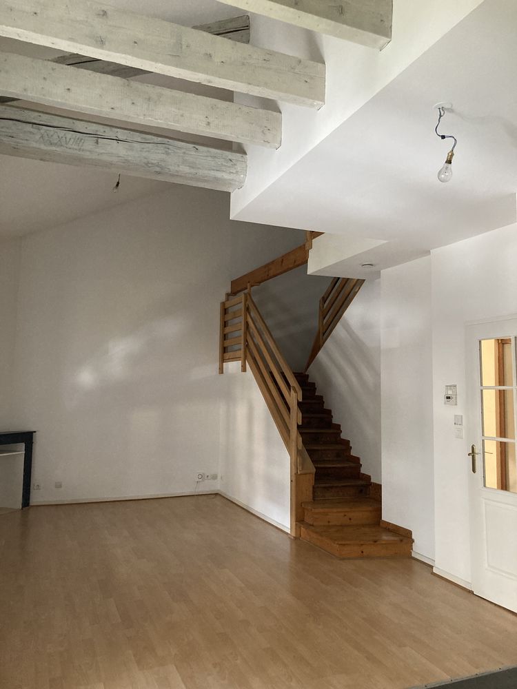 " DUPLEX. " T3 DE. 78 M carrés
