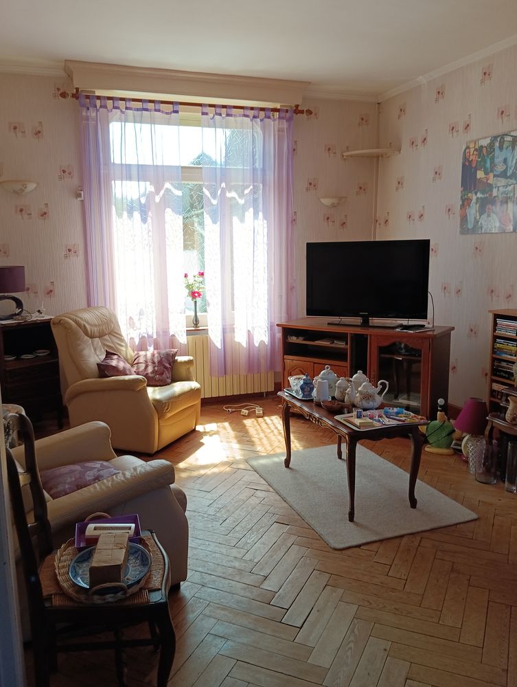 maison 6 pièces cour, jardin dans rue calme à CAUDRY 59540