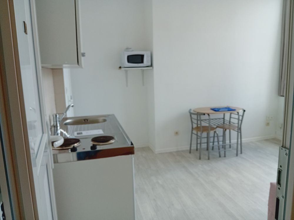A SAISIR STUDIO 21 m2 EN TOUTE INDEPENDANCE