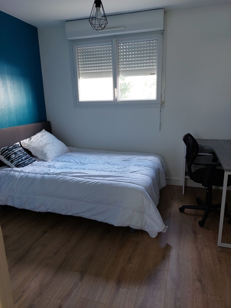 d'une chambre dans un appartement refait à neuf
