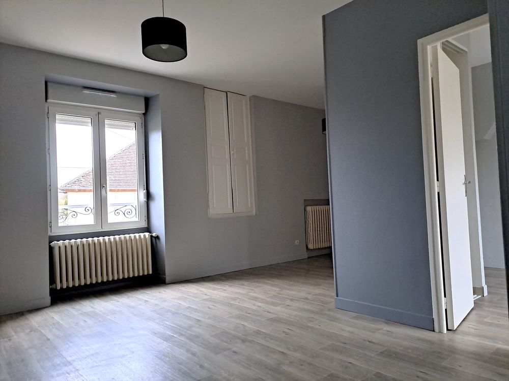 Proche centre ville La Ferté Bernard , T2 VIDE