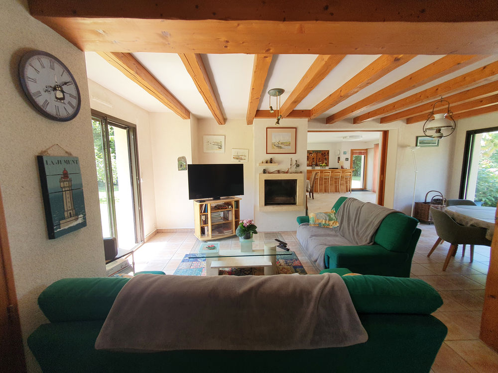 Propriété avec piscine, à la campagne, proche de la mer
