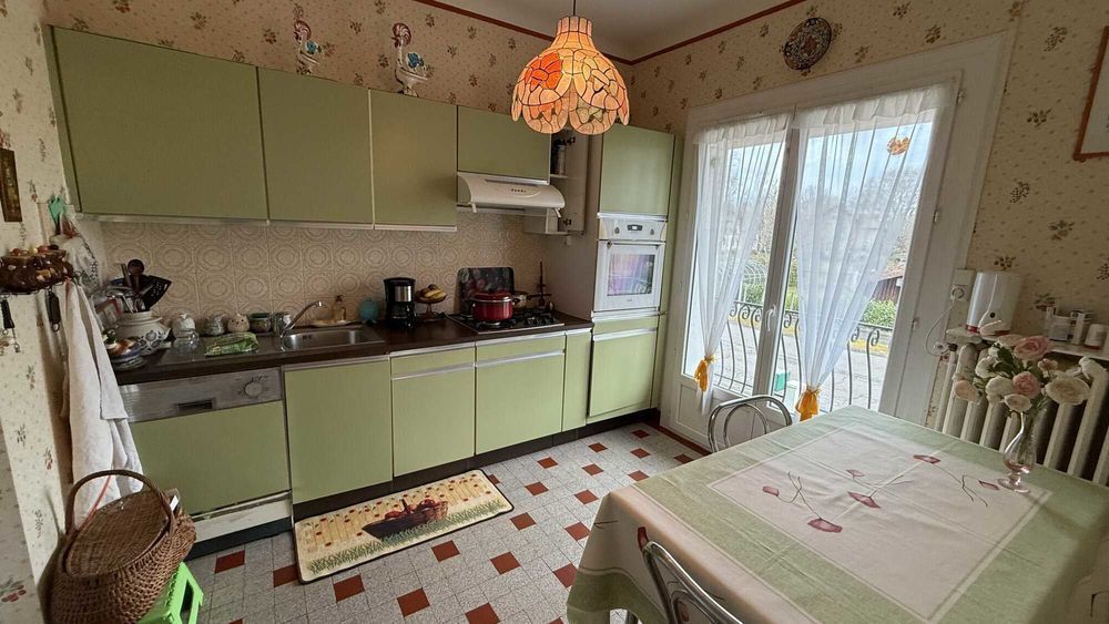 A SAISIR MAISON DE VILLAGE