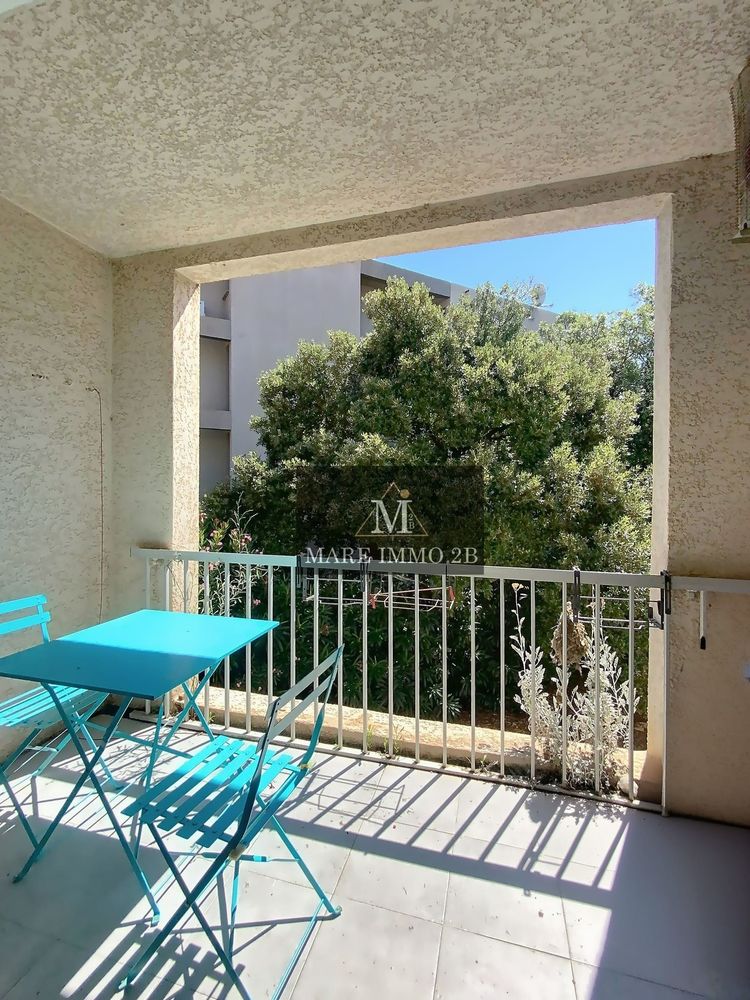 Studio avec terrasse et parking en centre ville