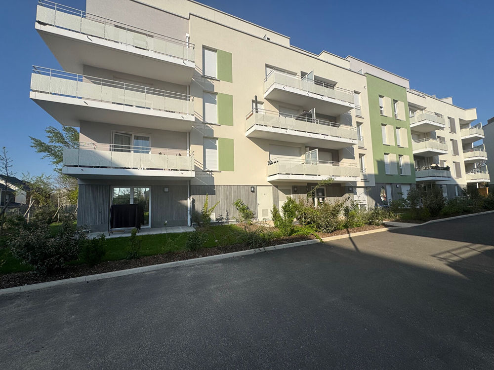 Appartement T3 récent avec balcon + parking Villiers-le-Bel