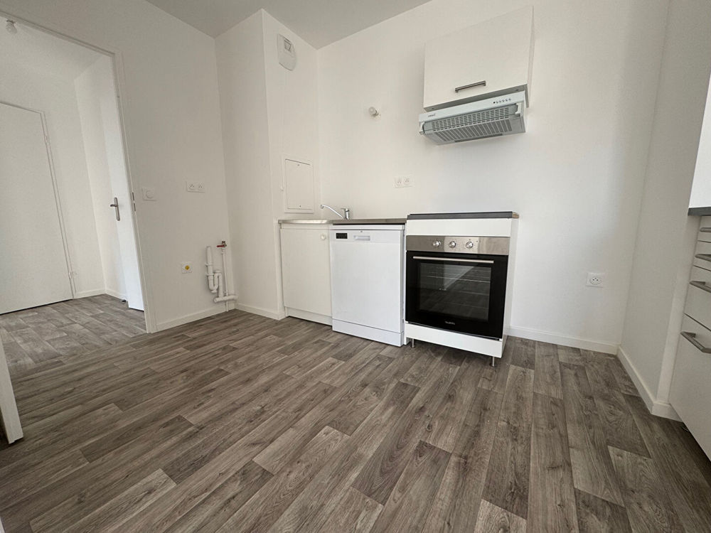 Appartement T3 récent avec balcon + parking Villiers-le-Bel