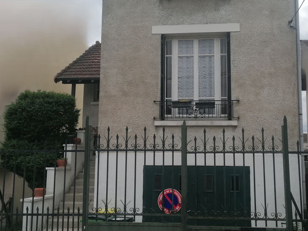 maison indépendante de style ancien secteur recherché