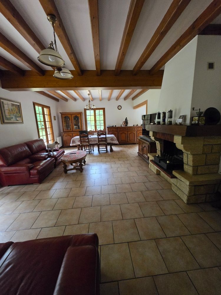 Maison, étang, prairie, verger