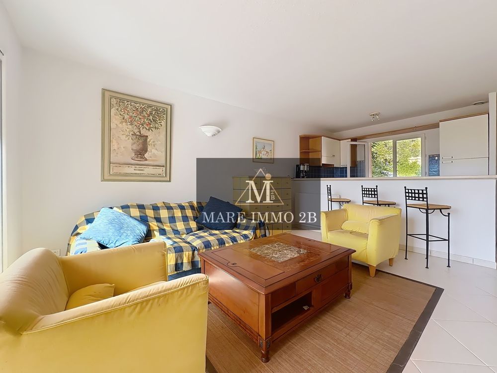 Superbe maison mitoyenne