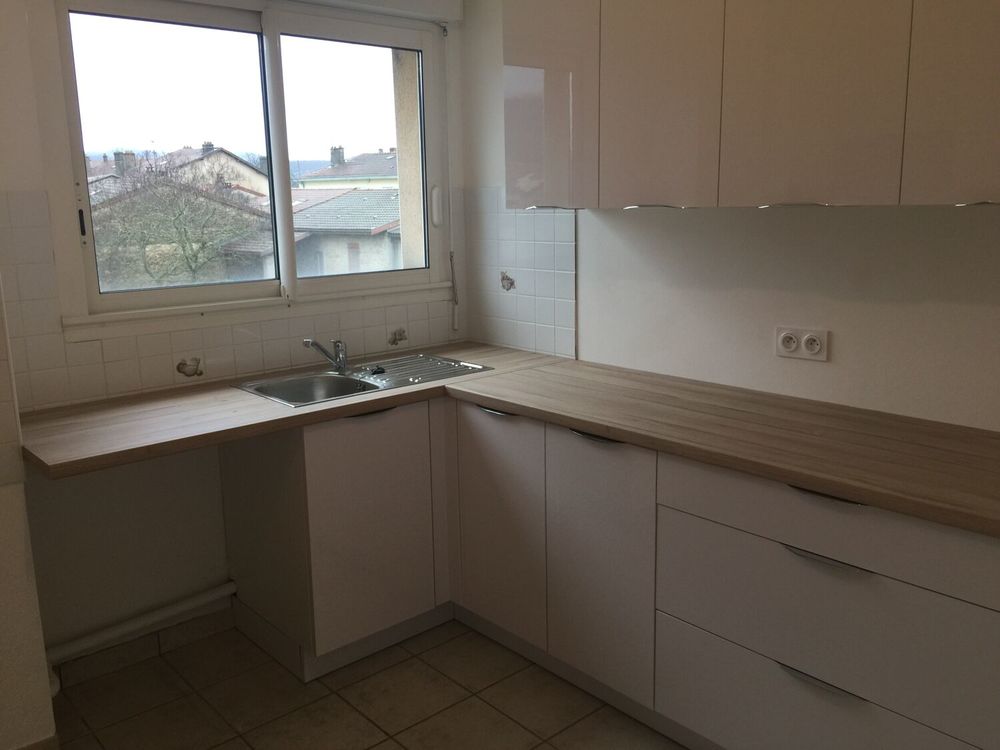 Appartement centre ville au calme T3 de 65 m2 balcon 9 m2
