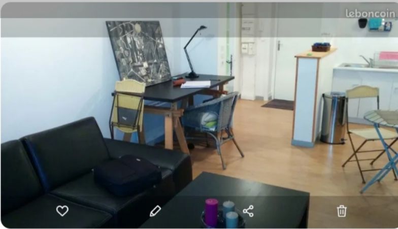 Appartement studio bolbec avec un bureau séparé