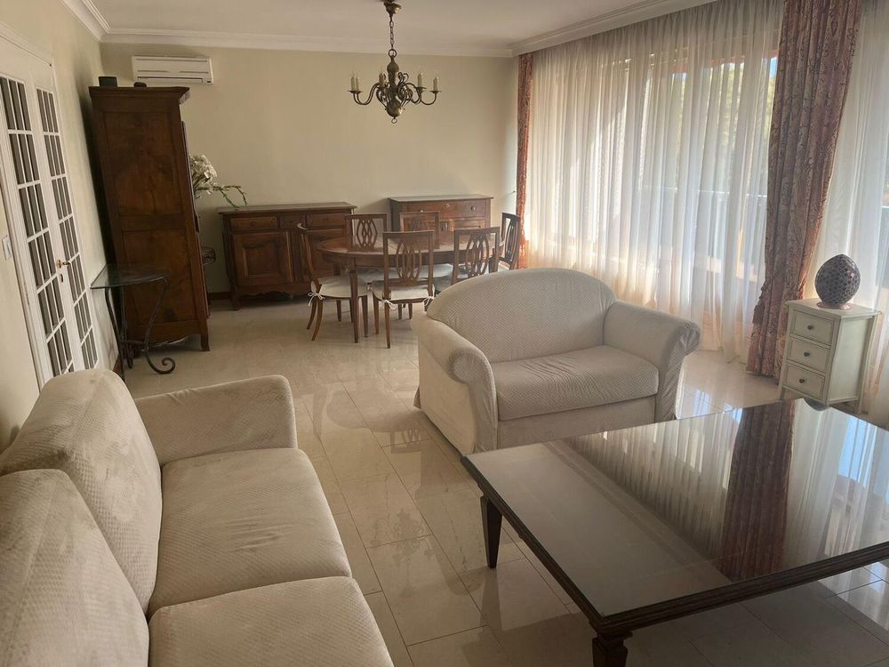 T4 110m² Dernier étage ? Piscine ? Résidence Henry IV