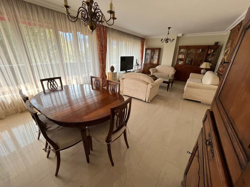 T4 110m² Dernier étage ? Piscine ? Résidence Henry IV