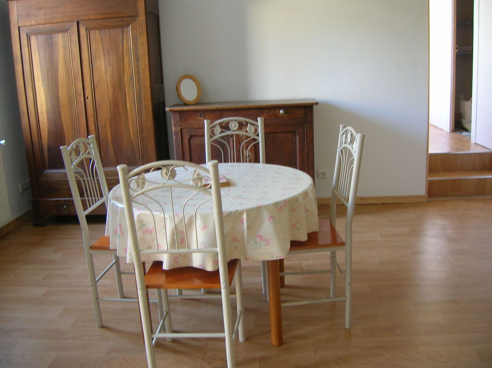Particulier MAISON avec jardin à QUILLAN : T3 MEUBLE