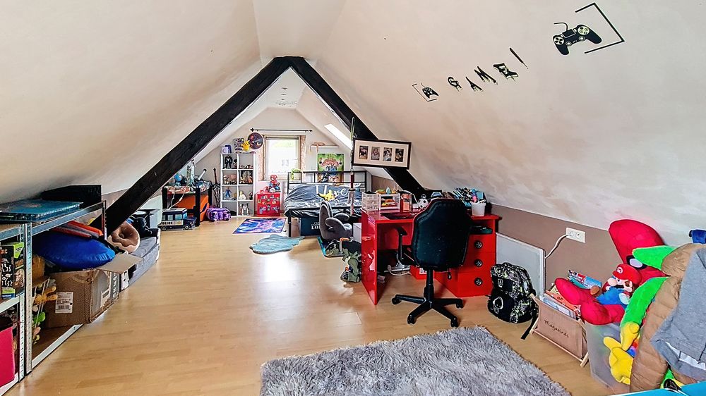 Maison de ville avec belle terrasse sans vis à vis