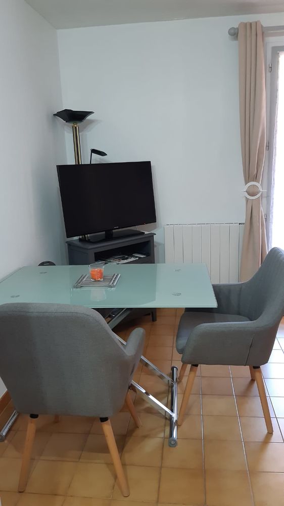 Studio meublé tout confort avec extérieur
