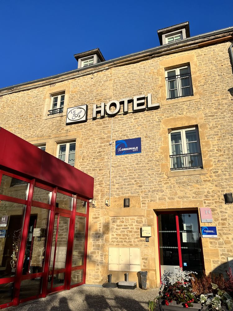 H&ocirc;tel et Restaurant le Coeur D'or 190000 08140 Douzy