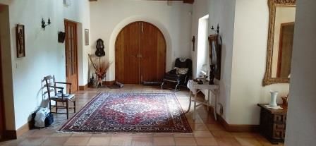 MAISON DE CARACTERE AVEC GRAND TERRAIN