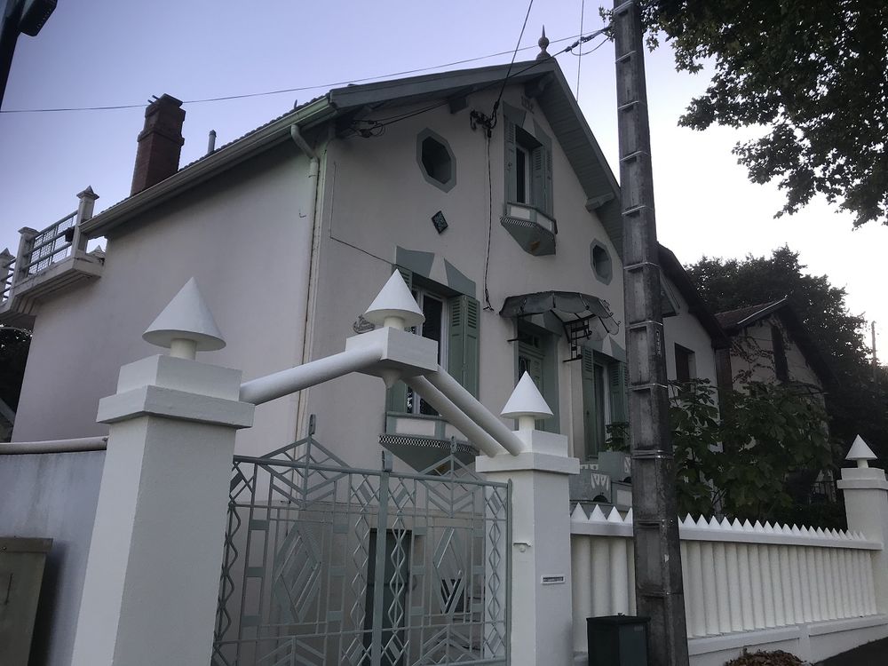 MAISON de charme + JARDIN constructible + STUDIO -TERRASSE