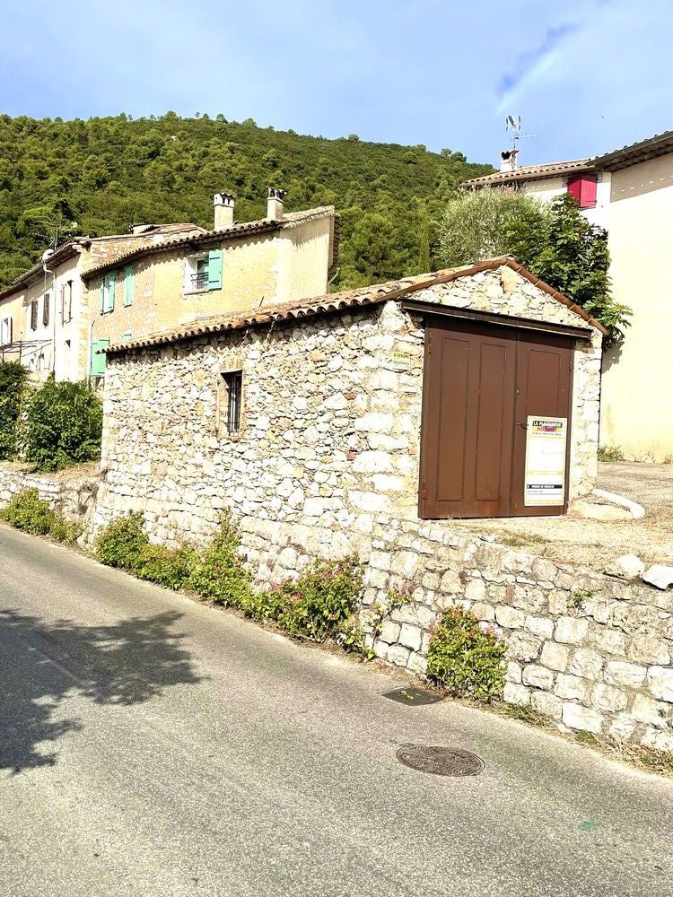 bergerie avec permis de transformation en habitation Vue mer