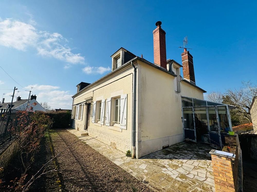 Jolie maison 5 pièces grand jardin arboré. Maison disponible