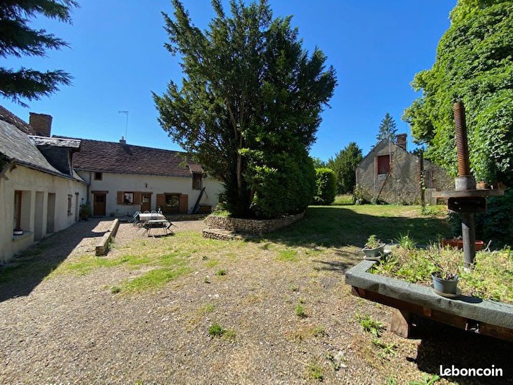 PROPRIETE A RENOVER JOUE LES TOURS