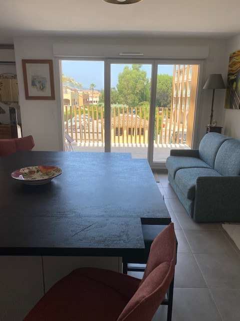 APPARTEMENT RESIDENCE NEUVE GOLFE DE ST TROPEZ