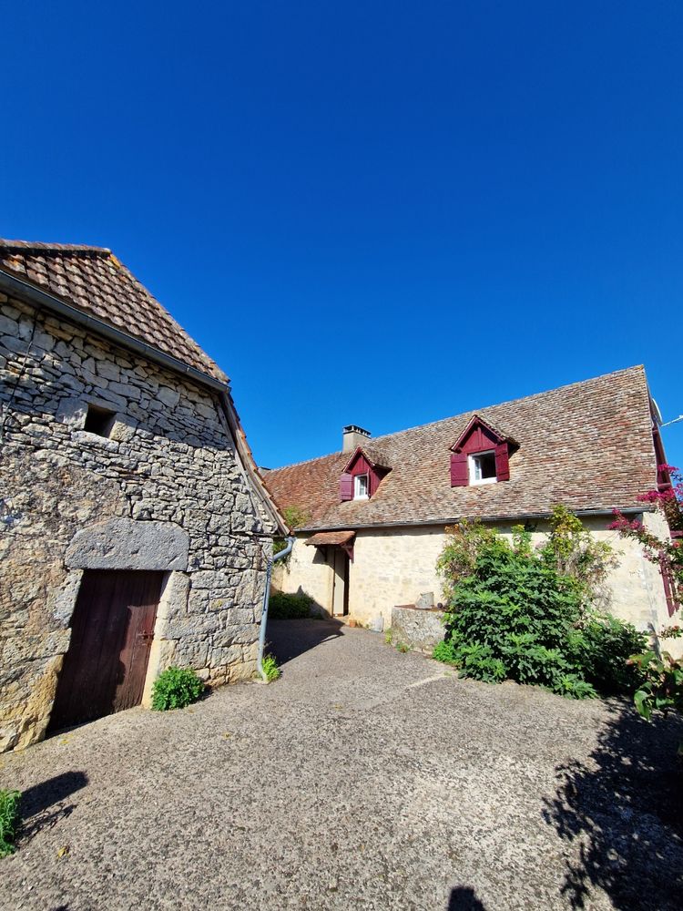 Propriété de caractère : maison, grange, grangette, terrains