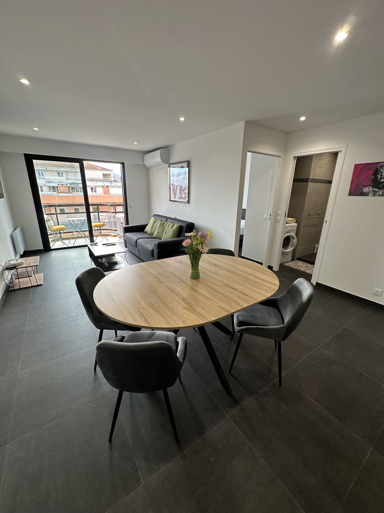 Appartement 3 pièces dans le centre de Mandelieu-la-Napoule