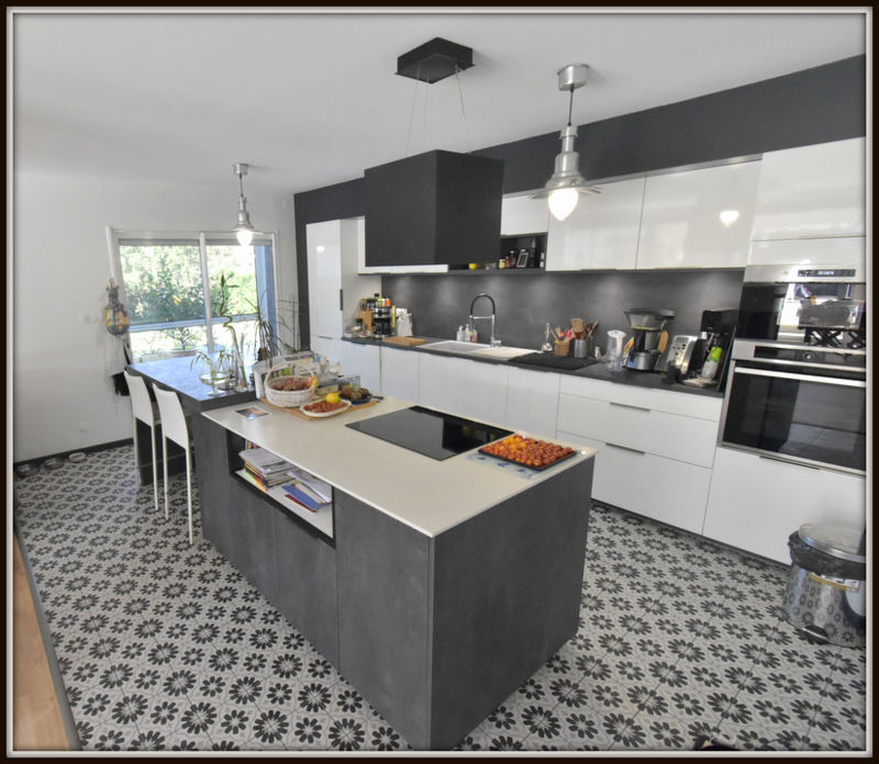 MAISON CONTEMPORAINE PLAIN PIED BELLES PRESTATIONS
