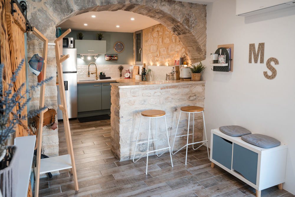 Maison en pierre authentique, entièrement restaurée de 130 m