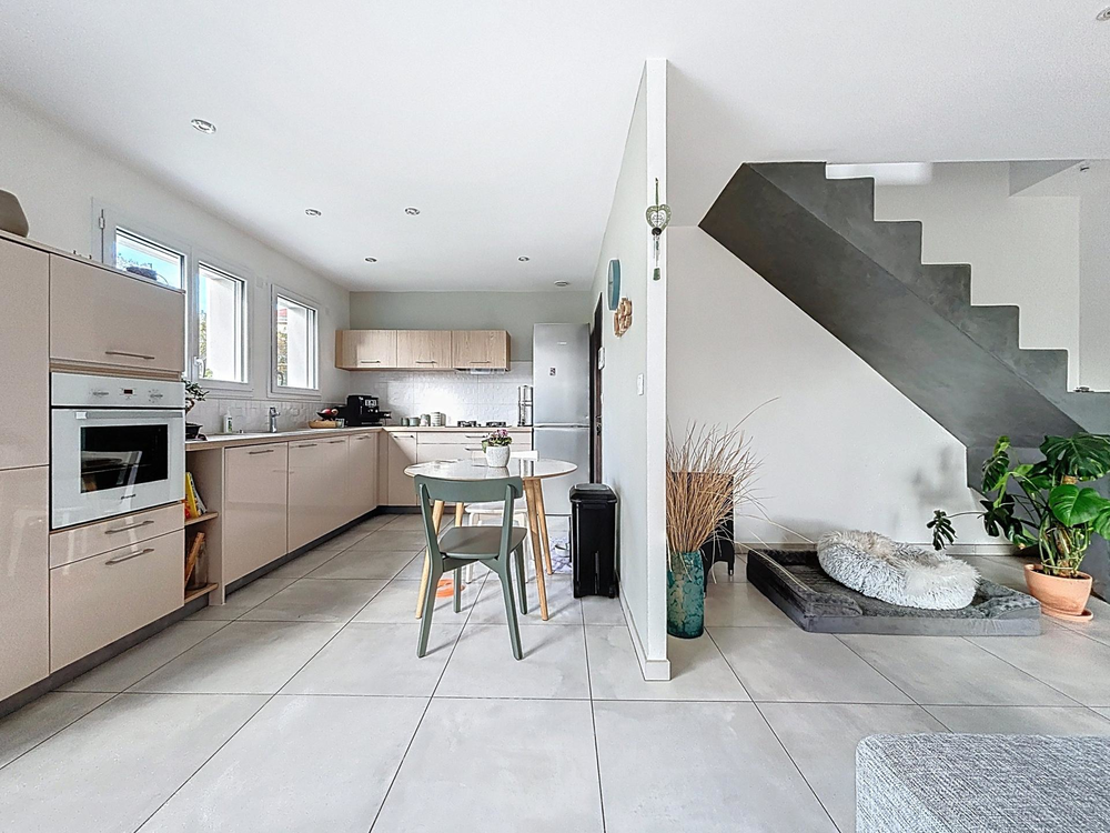 MAISON 4 PIECES 108 m2
