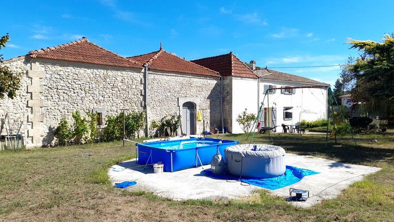 pour cause santé je brade ma propriété, ancien château à vin