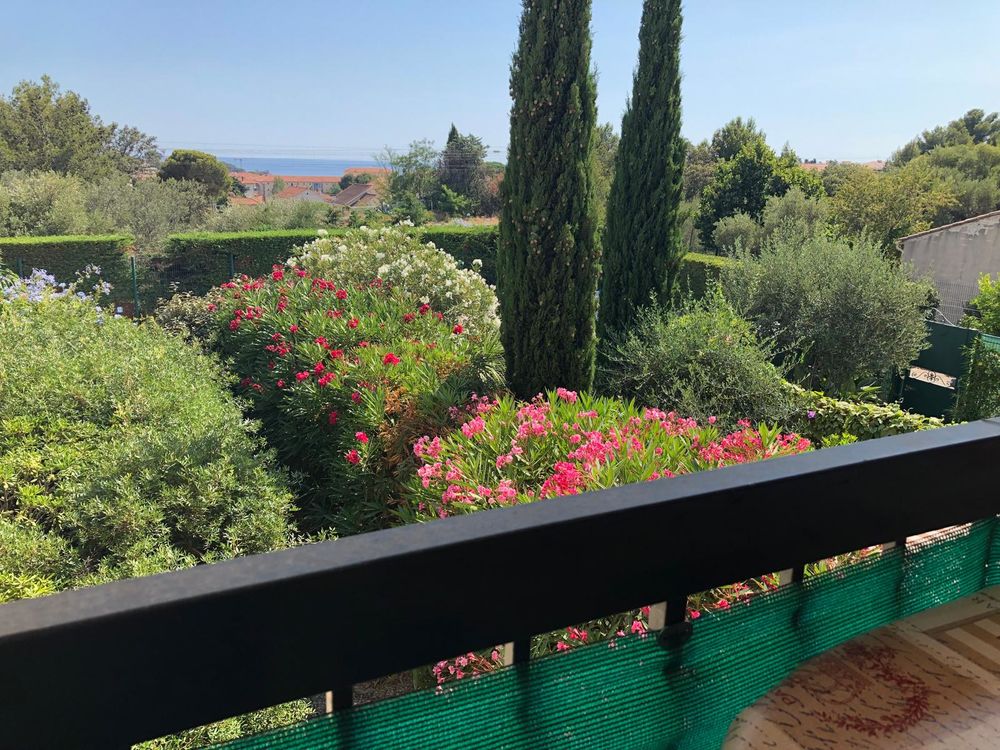 STUDIO BANDOL