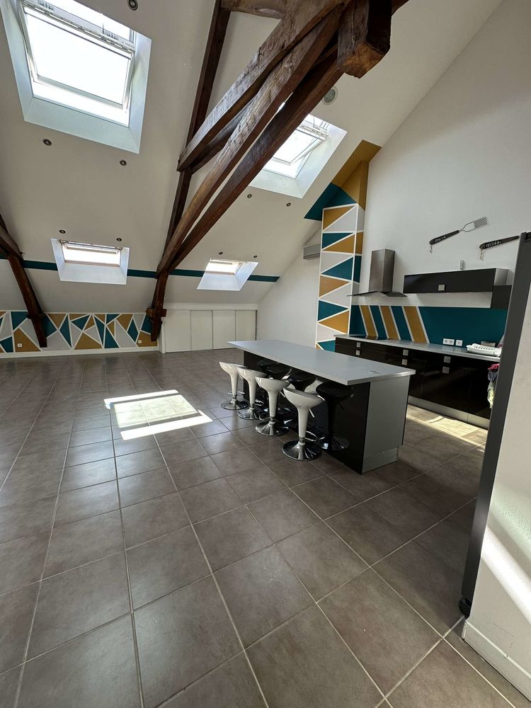 Loft 5 pièces trés charmant