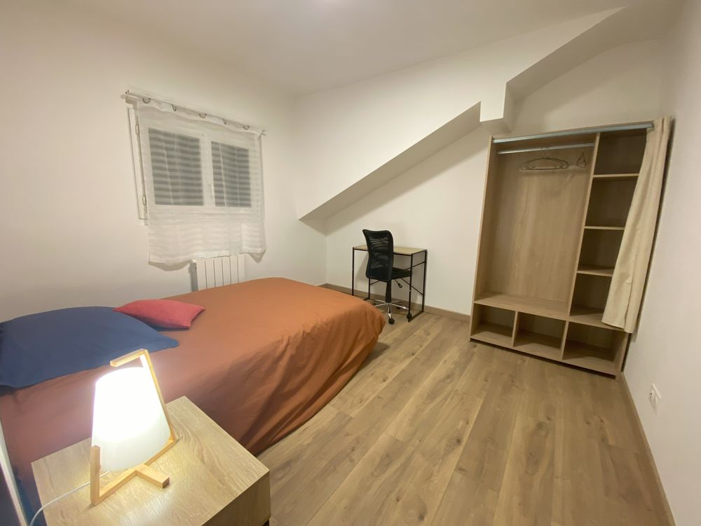 Chambre dans colocation à Evian très proche embarcadère