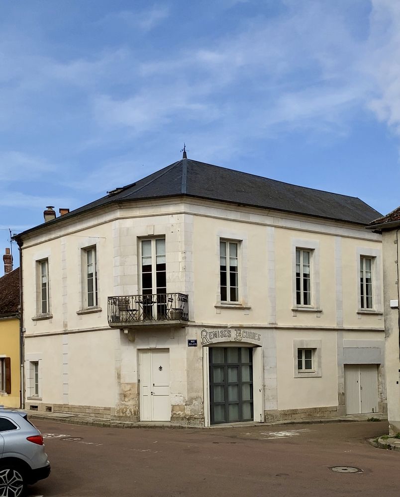 Relais de poste 1870 aux volumes exceptionnels