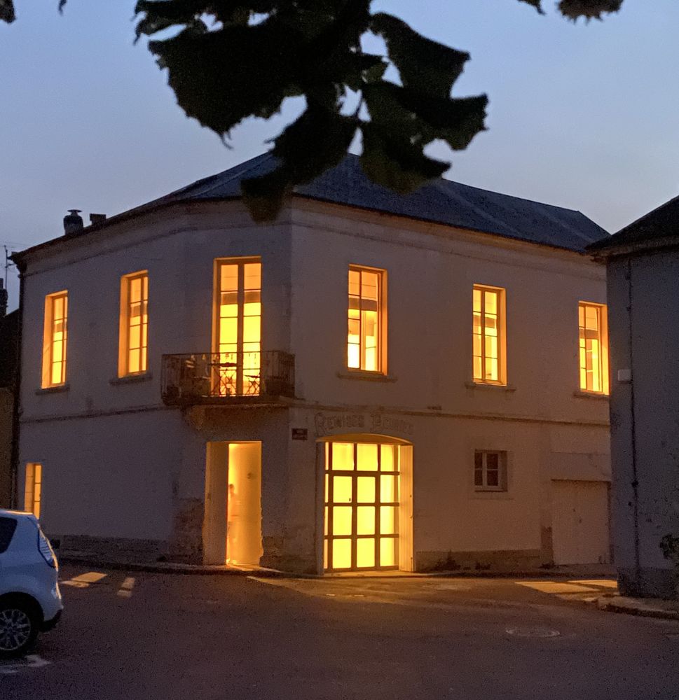 Relais de poste 1870 aux volumes exceptionnels