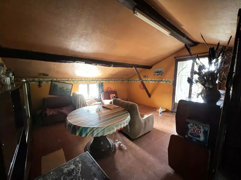 maison mitoyenne 115m2 h rdc+1 dépend 207m2. ter 1870m2