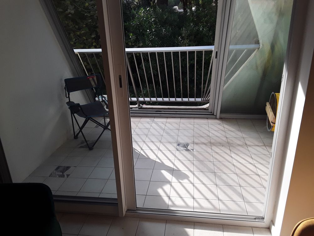 Appartement sur zone terre et mer.