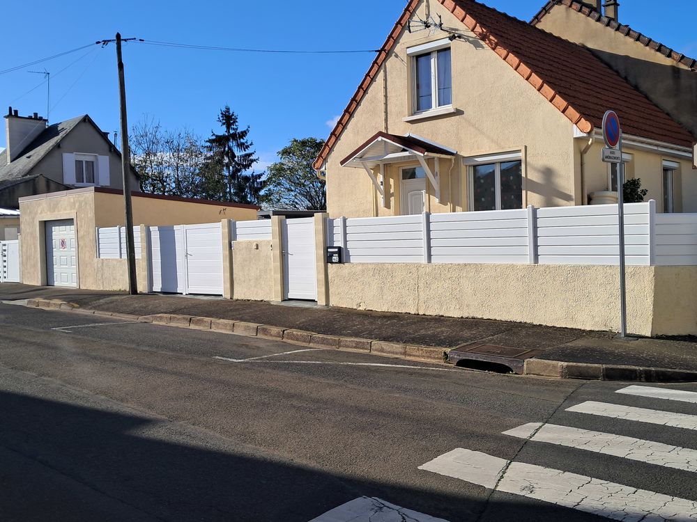 maison terrain, garage, cave.3 CH