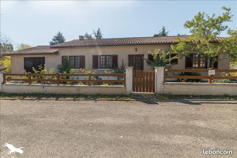 ensemble de 2 maisons