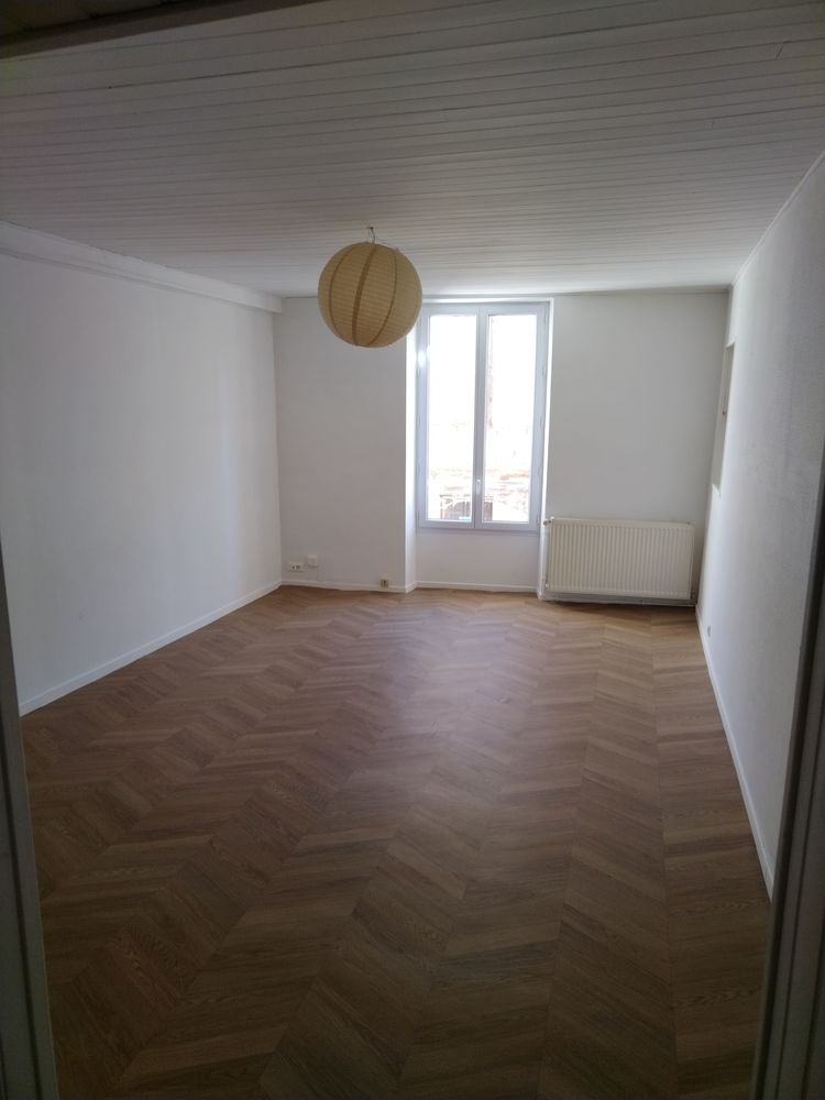 Maison de 91 m² Confolens (16)