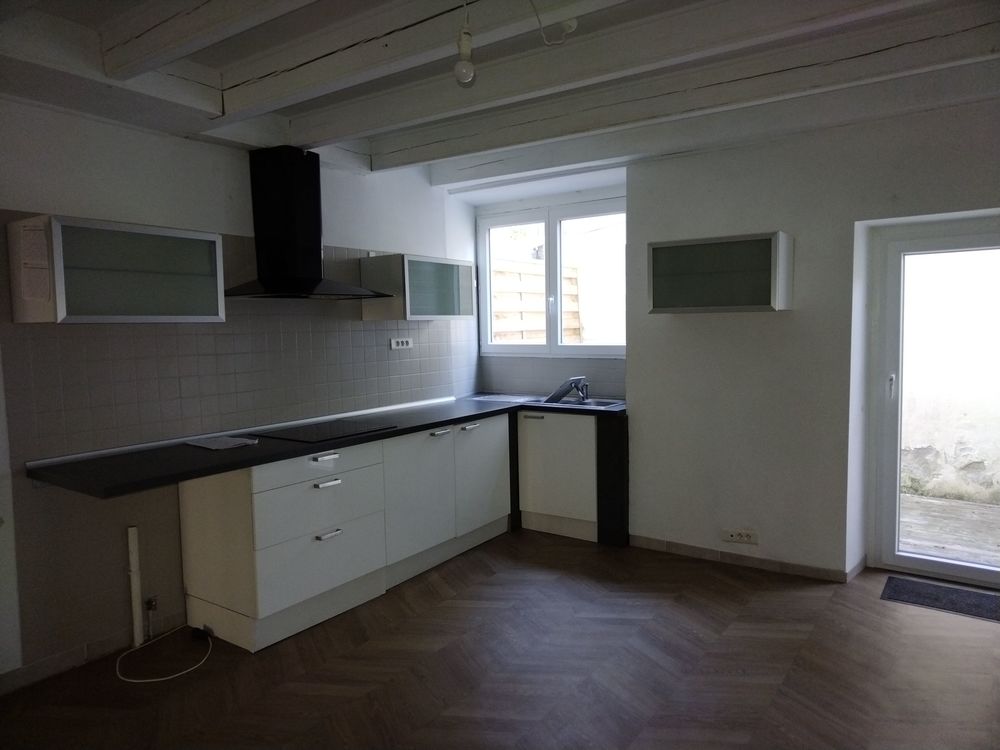 Maison de 91 m² Confolens (16)